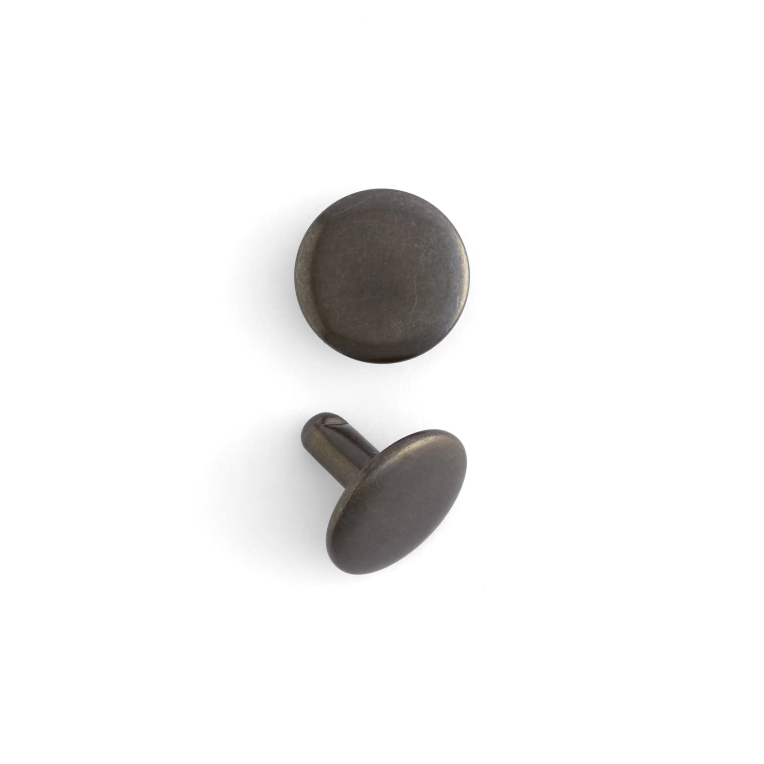 Wide Double Cap Rivets 100 Pack - Image 10
